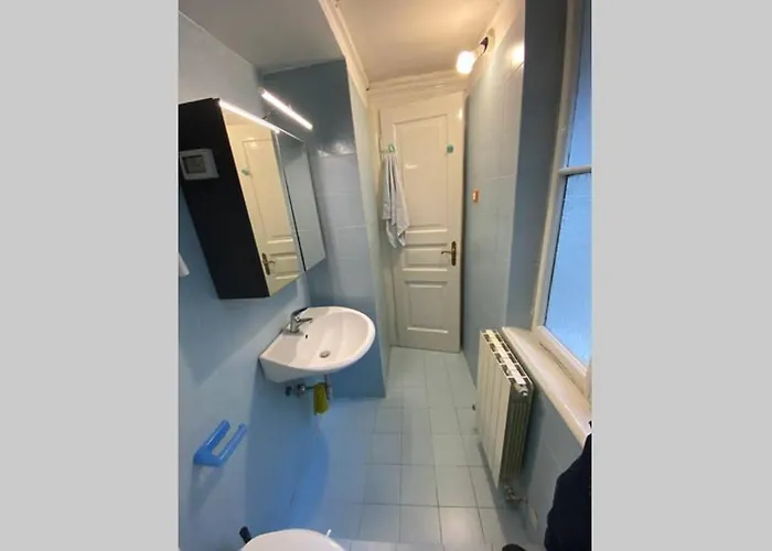 Апартаменти Eastnortheast Wind