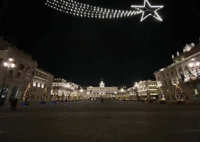 Апартаменти Eastnortheast Wind *